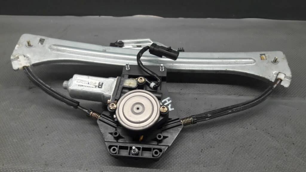 04724558AE mechanizm szyby prawy tyl Chrysler PT Cruiser