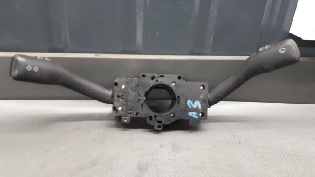 8L0953513 Przełącznik zespolony VW Audi A3