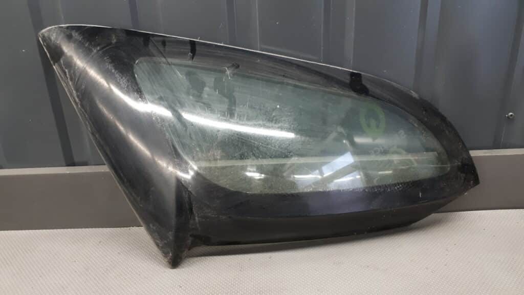 253104R szyba karoseryjna prawa Smart FORTWO I