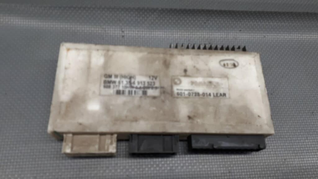 6913523 komputer BMW V E38 E39 III GM