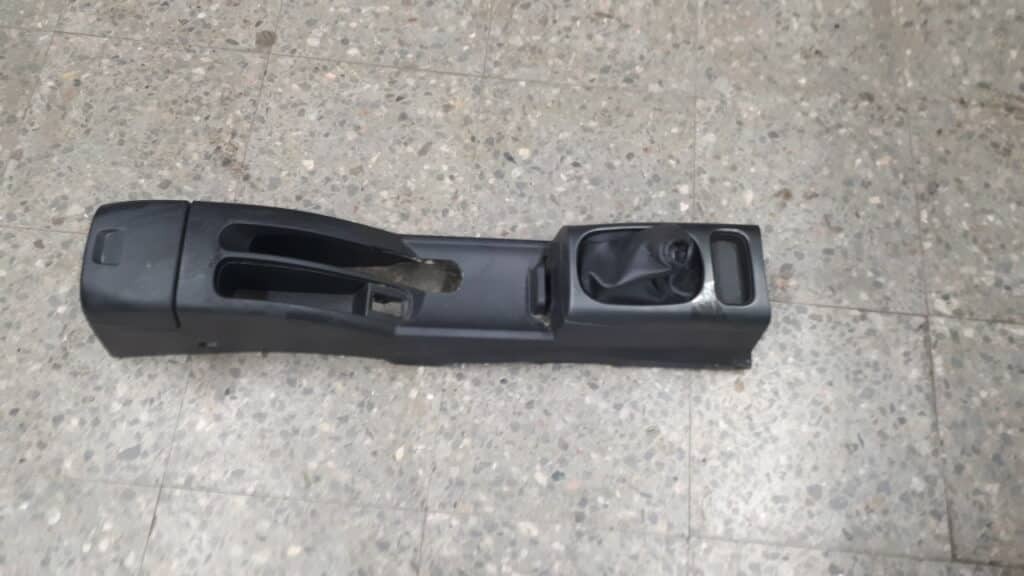 969109U010 Tunel srodkowy Nissan Note 06r