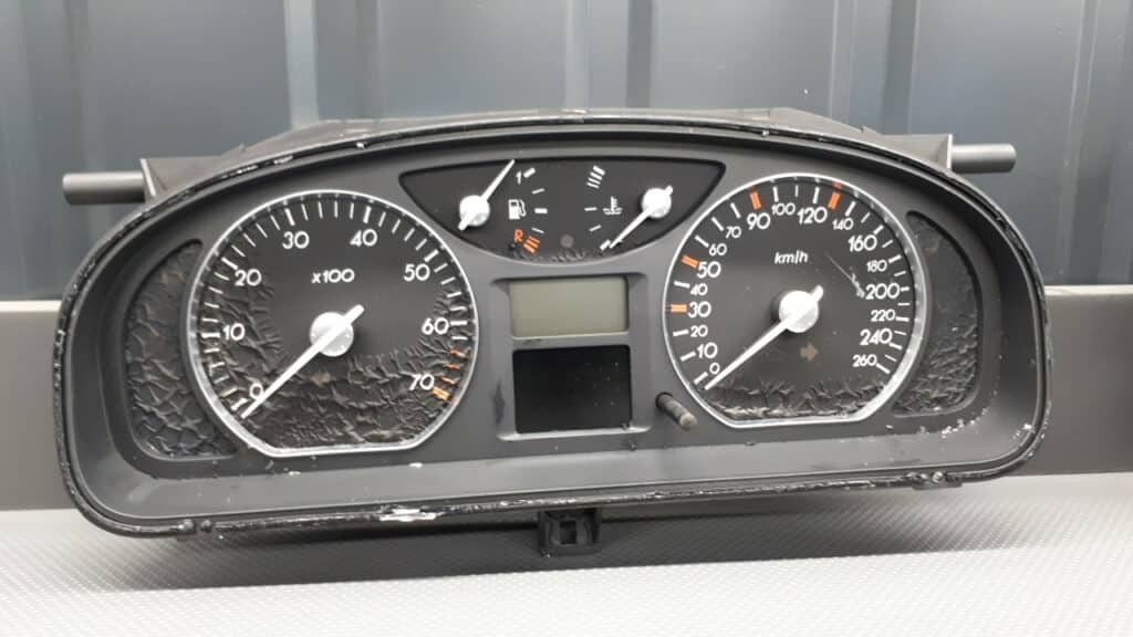 8200218884 KR licznik zegary laguna II 3.0 V6