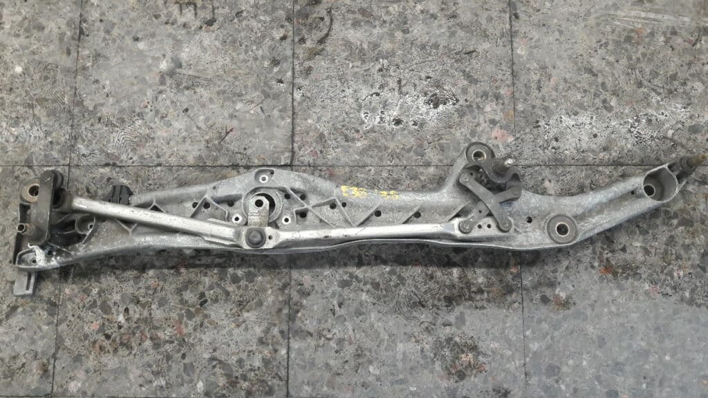 3397020376 Mechanizm wycieraczek  BMW E38