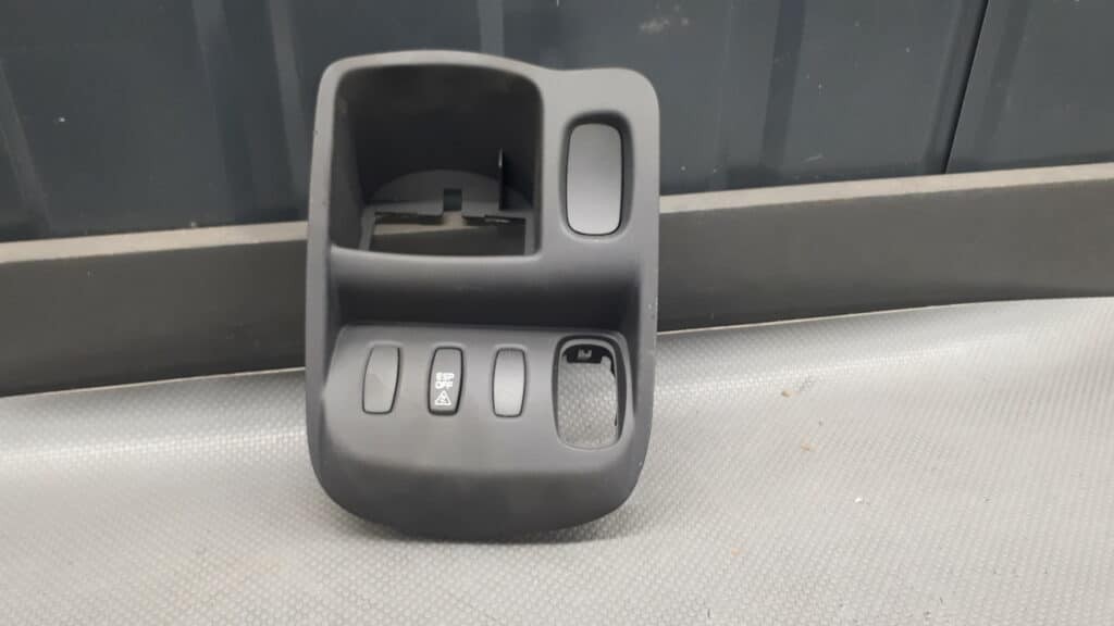 8200028150 Panel przelacznikow Renault Espace IV