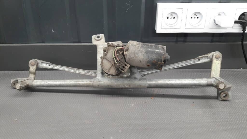 3397020373 mechanizm wycieraczki VW Polo III 6N
