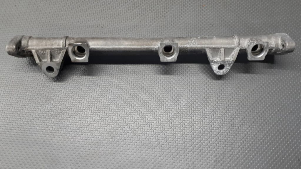listwa wtryskowa Hyundai Sonata 2.5 01r