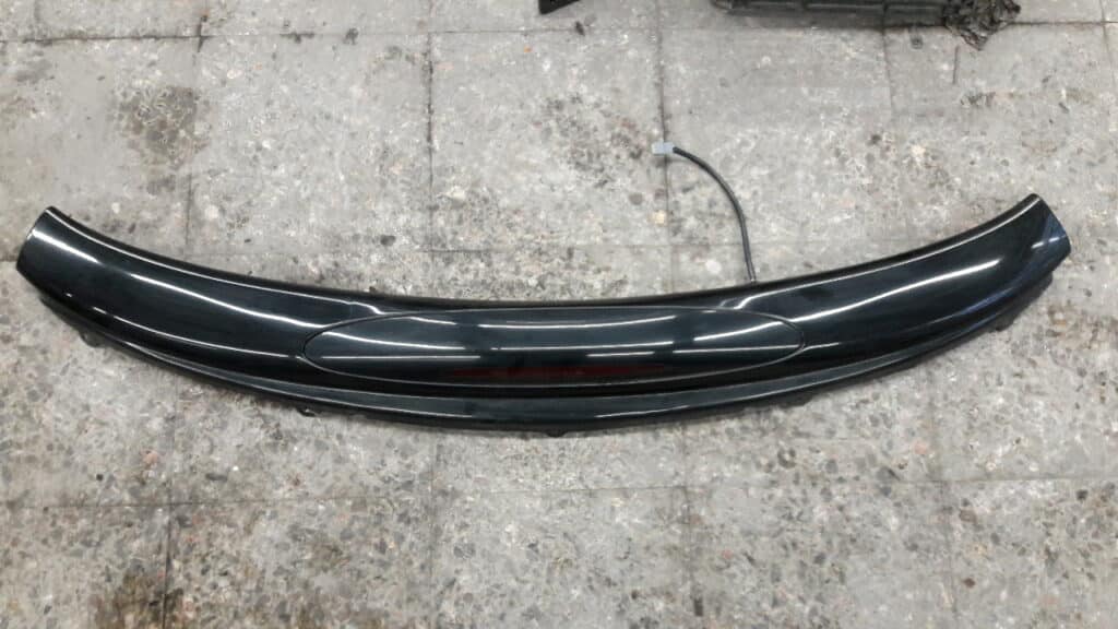 Lotka spoiler tylnej klapy  Chrysler sebring