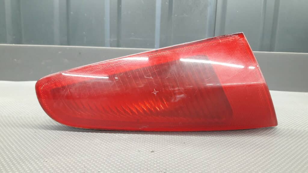 lampa lewy tyl w klape Alfa Romeo 147