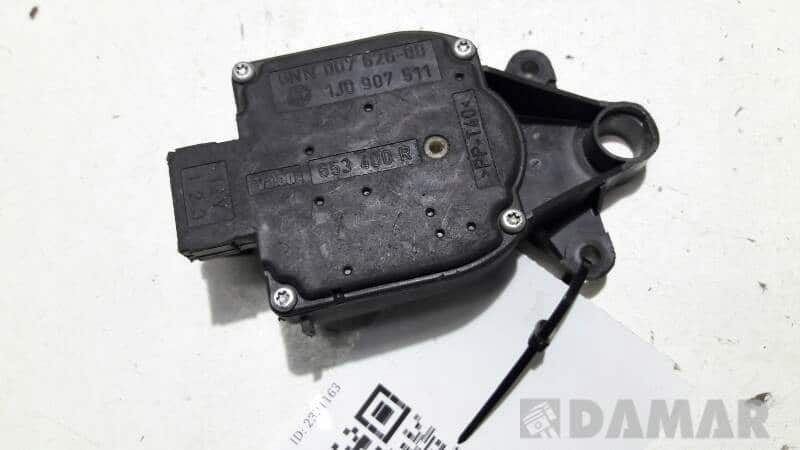 1J0907511 Silniczek nagrzewnicy Audi A4 B5 Valeo