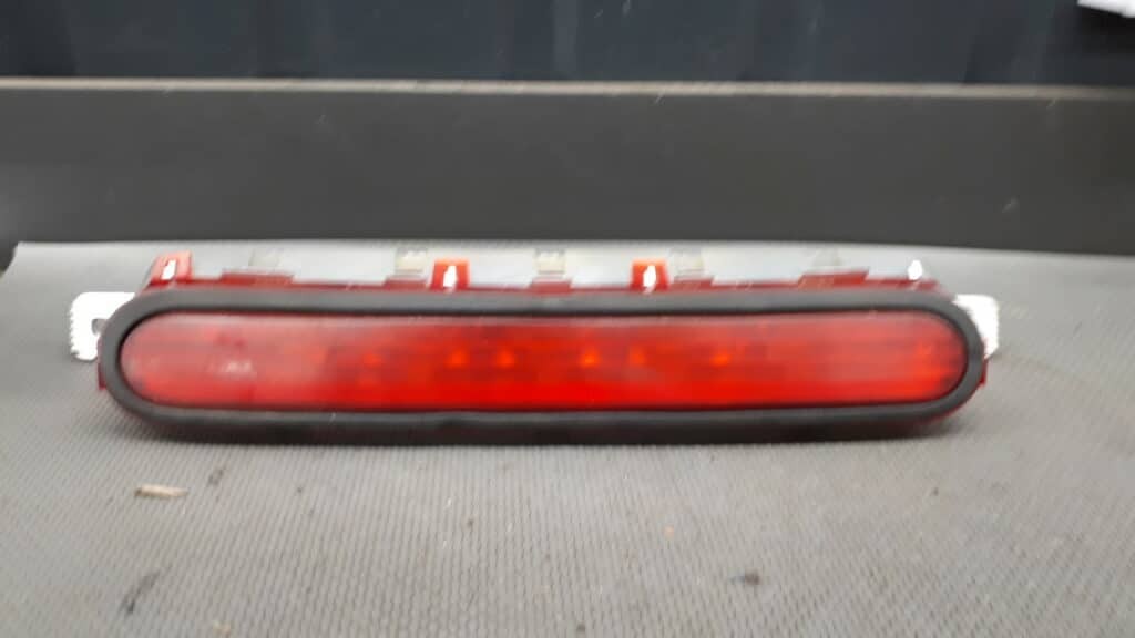 81570-0f011 światło stopu tył Toyota Verso 2.2