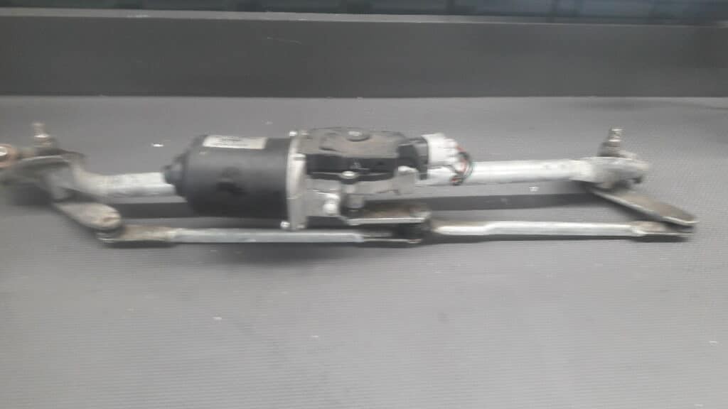 85110-05060  Mechanizm wycieraczek TOYOTA AVENSIS T25 06R