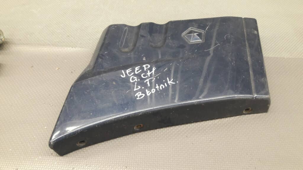 55295537 Listwa błotnika lewy przód JEEP GRAND CHEROKEE 1992-1999r