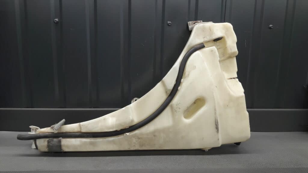7L0955453D/E zbiorniczek spryskiwaczy VW Touareg