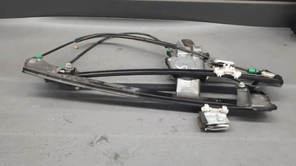 Mechanizm szyby prawy przod Range Rover Freelander