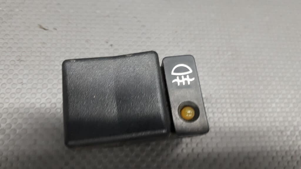 90213291 przełącznik przeciwmgielnych Opel Omega A