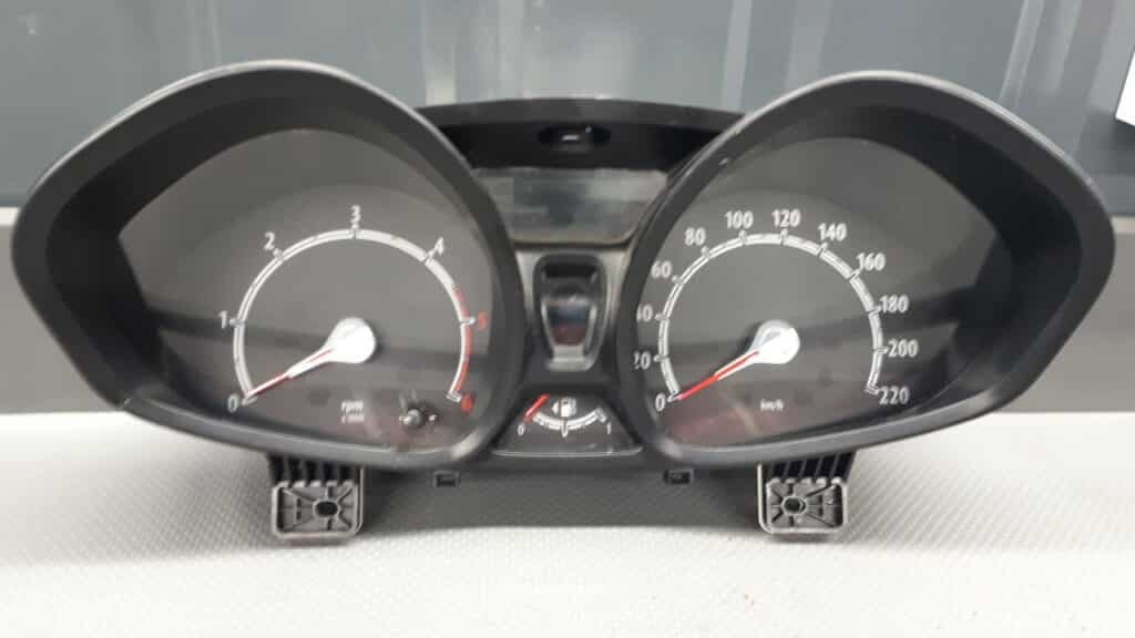8A6T10849CJ licznik zegary FORD FIESTA MK7 VII 1.6 TDCI