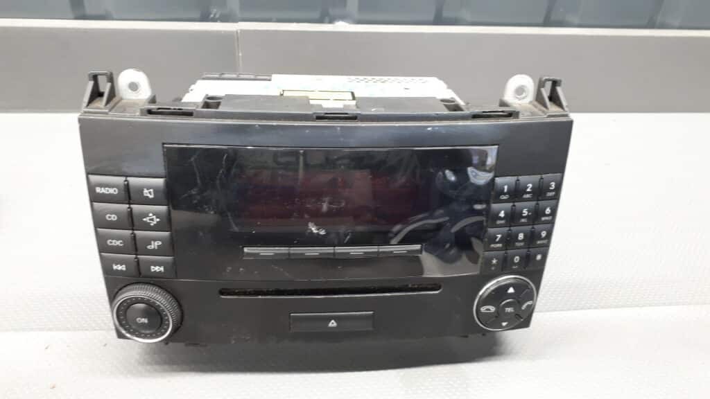 A1698700689 radio Mercedes A-Klasse A169