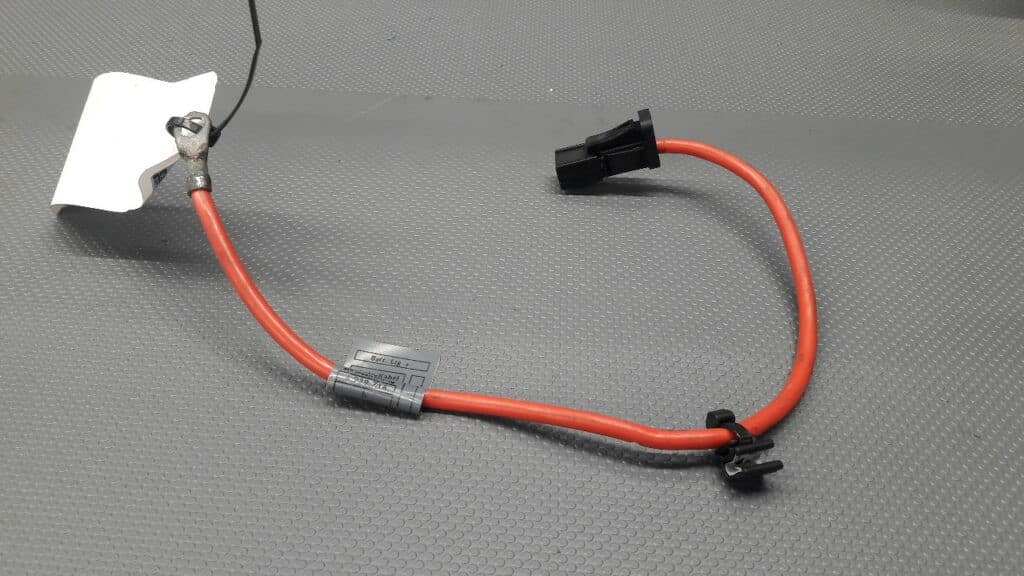 6929715 Przewod plusowy akumulatora BMW E81 E87 08R