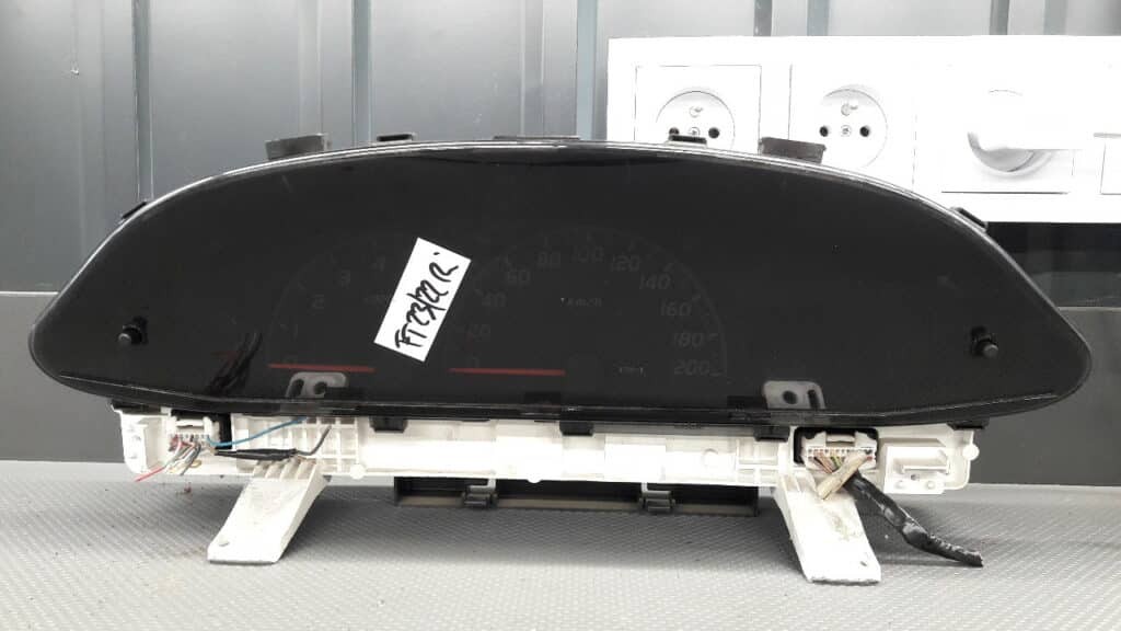 83800-0DG70 Licznik Toyota Yaris II 06-11r