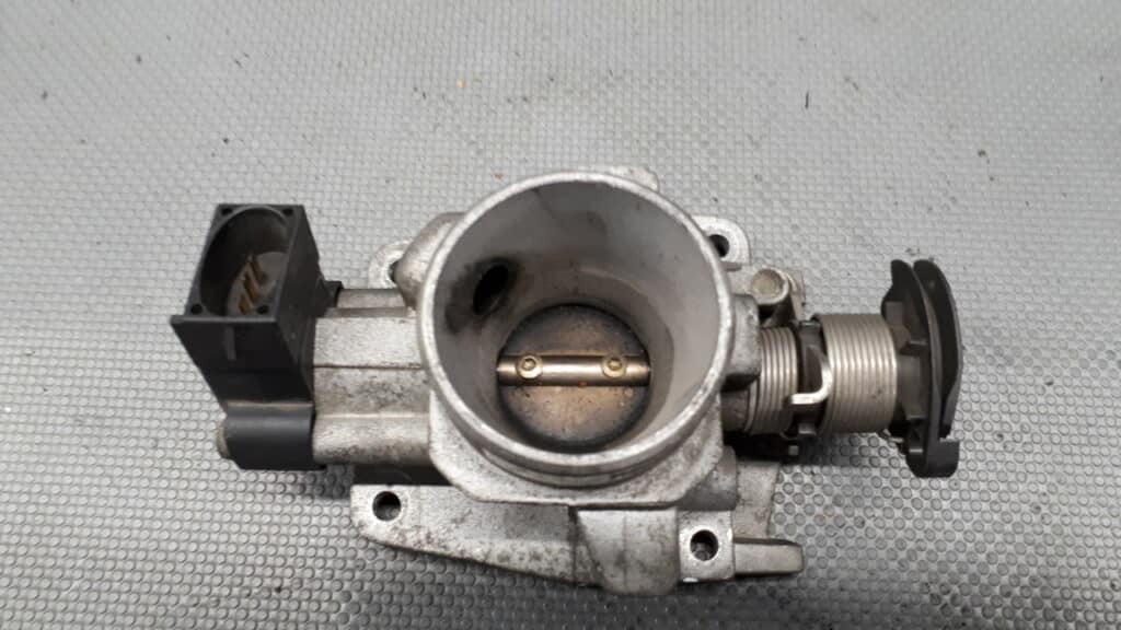 96BF-CC przepustnica FORD KA I 1.3 8V 01R