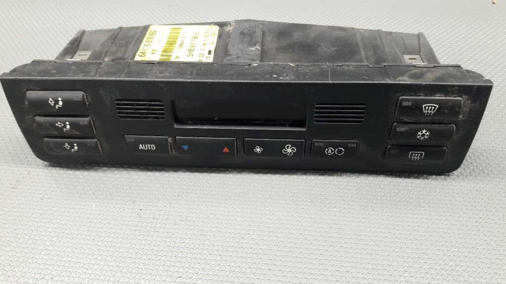 6916882 panel nawiewu klima BMW E46