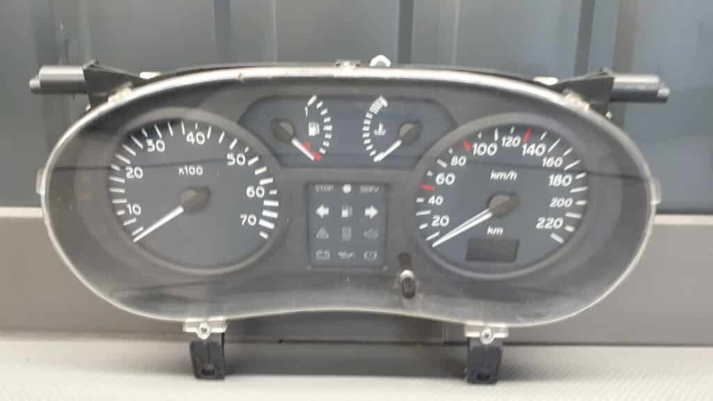 P8200261119 Licznik Zegar Renaut Clio II 1,2 8V 02r