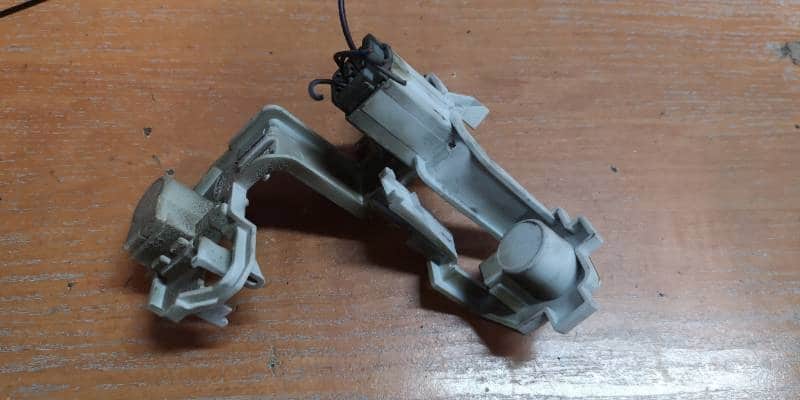 8A6113405A WKLAD LAMPY PRAWY TYL FORD FIESTA MK7
