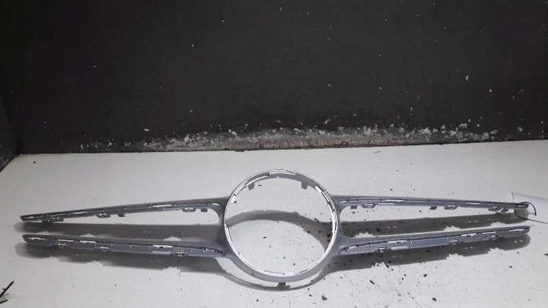 A2058880160 Atrapa Grill MERCEDES W205