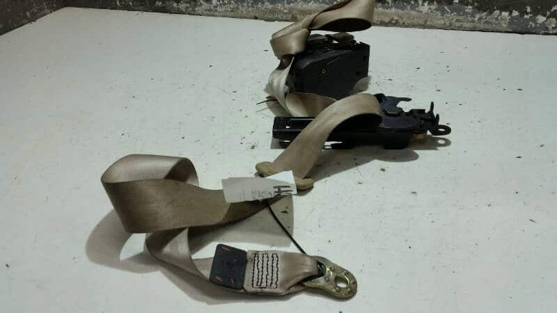 3B0857819C PAS PRAWY PRZOD PASSAT B5
