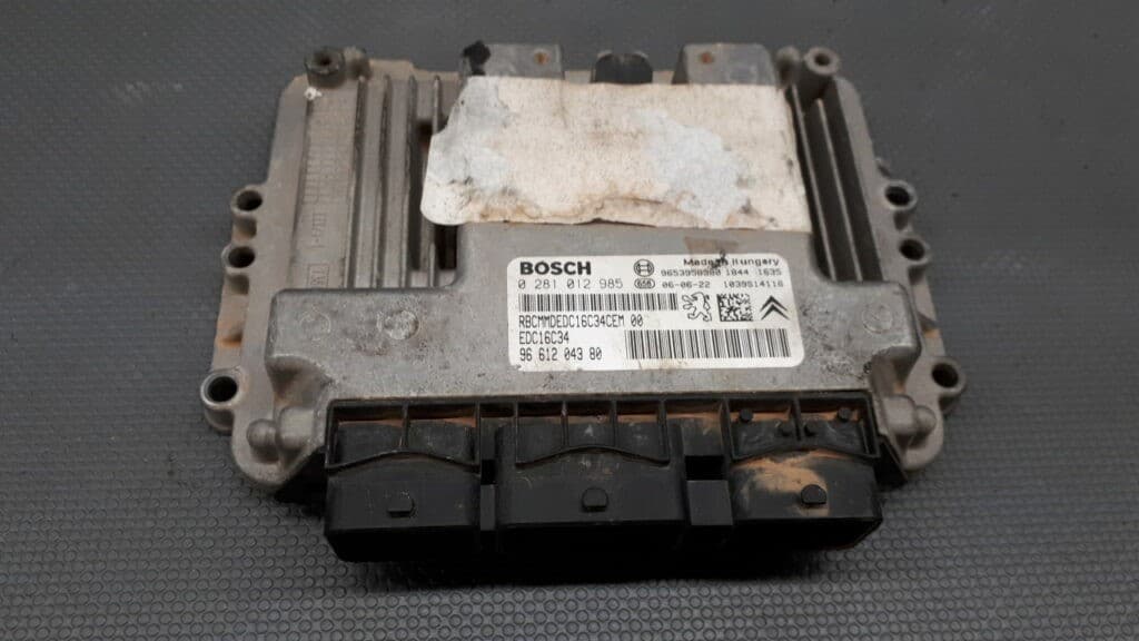 9661204380 komputer Citroen C4 1.6 HDI 06r
