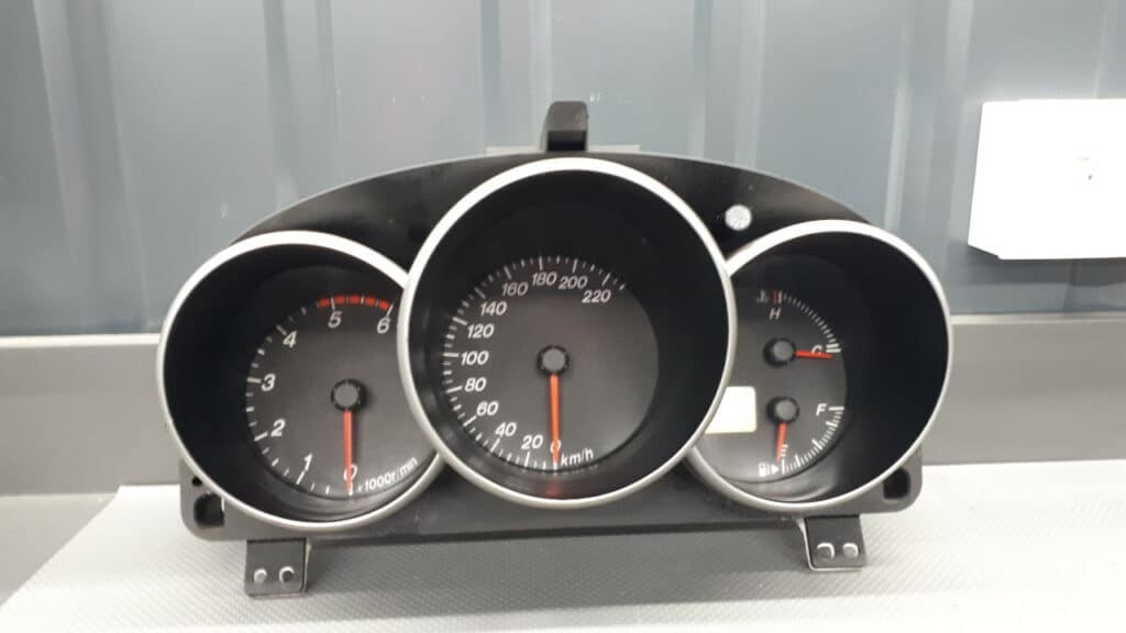 BN9JA licznik zegary MAZDA 3 I BK 1.6 CD