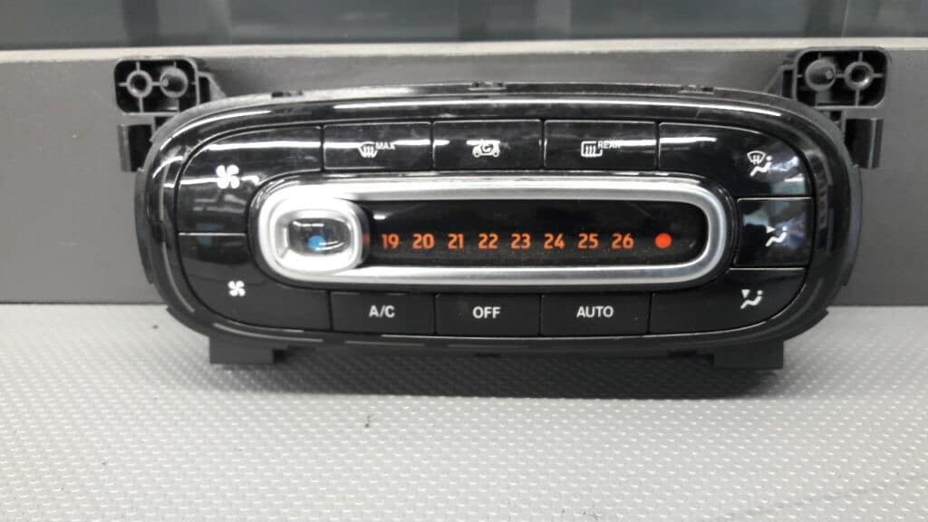 190099-01 Panel klimatyzacji Smart Fortwo 16r