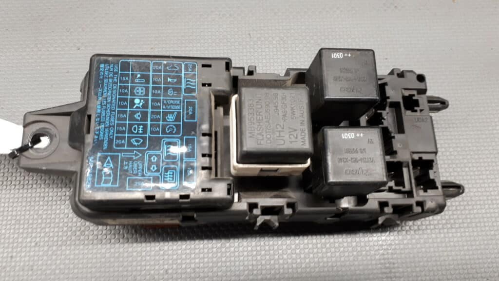 2L04-0640 modul BSI Mitsubishi Space Star 1.9 DI 02r