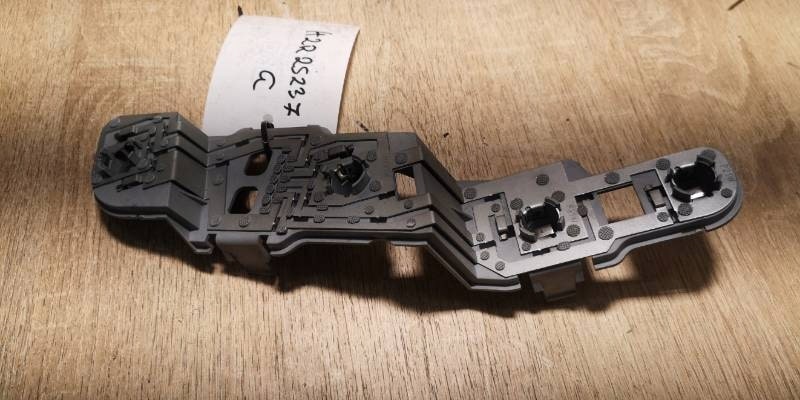 3330R wkład lampy prawy tył Mercedes W169