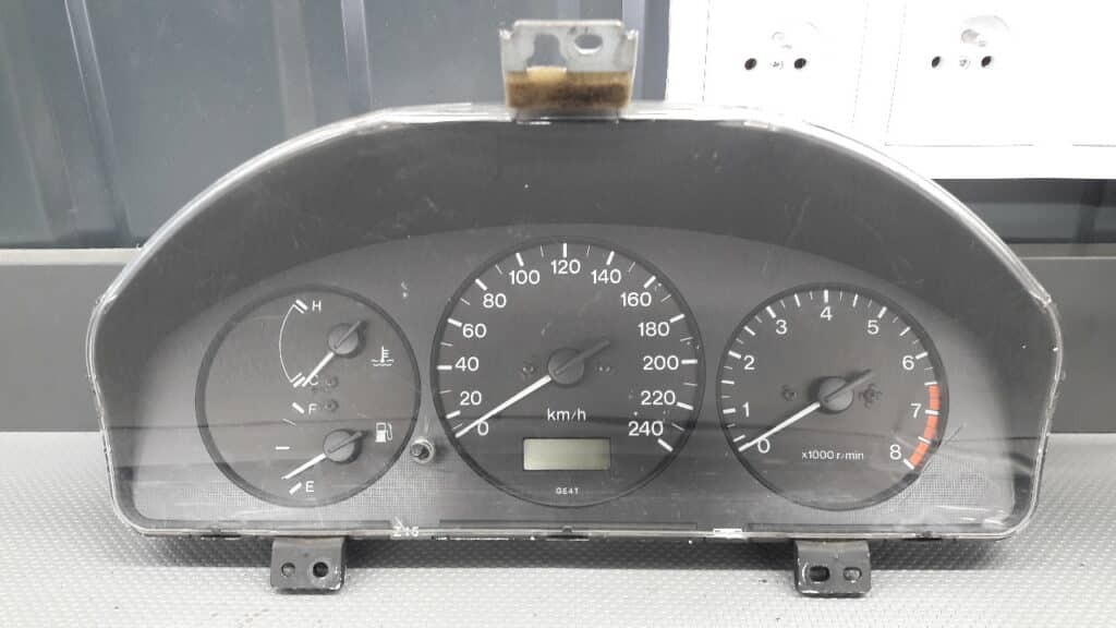 GE6WD Licznik Mazda 626 GF 1,8 Benzyna