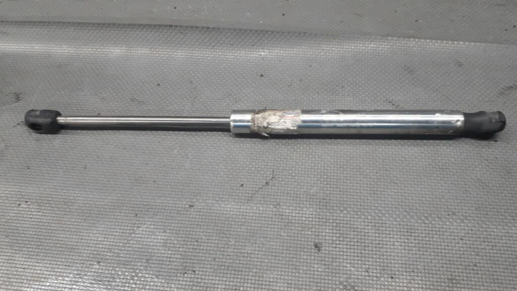 4E0823359C sprężyna gazowa pokrywy maski Audi A8