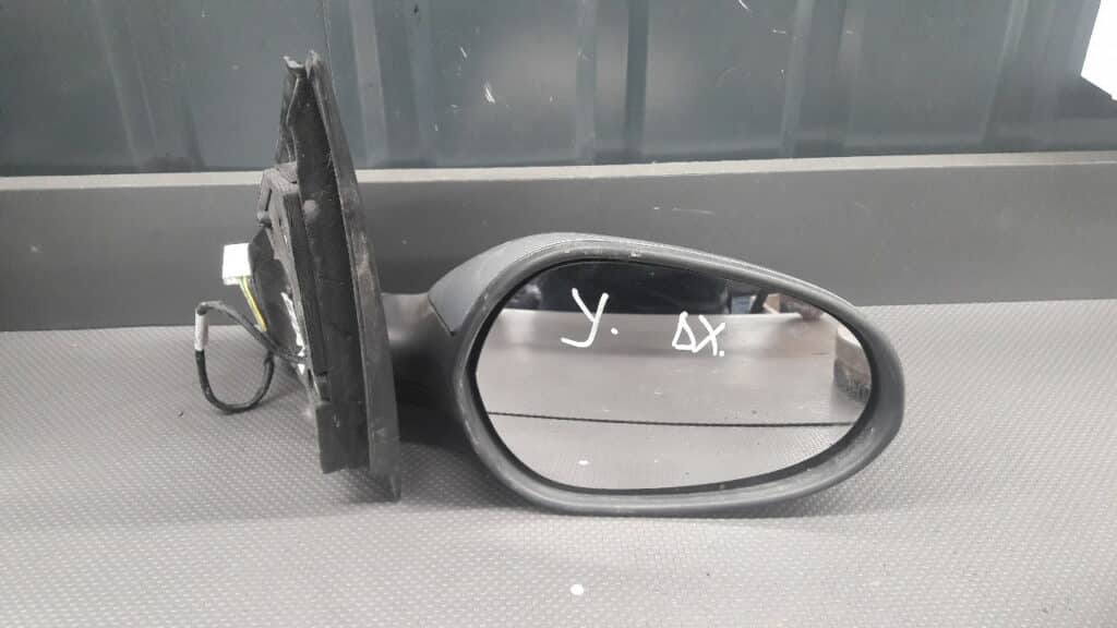 Lusterko prawe LANCIA YPSILON II 3PIN