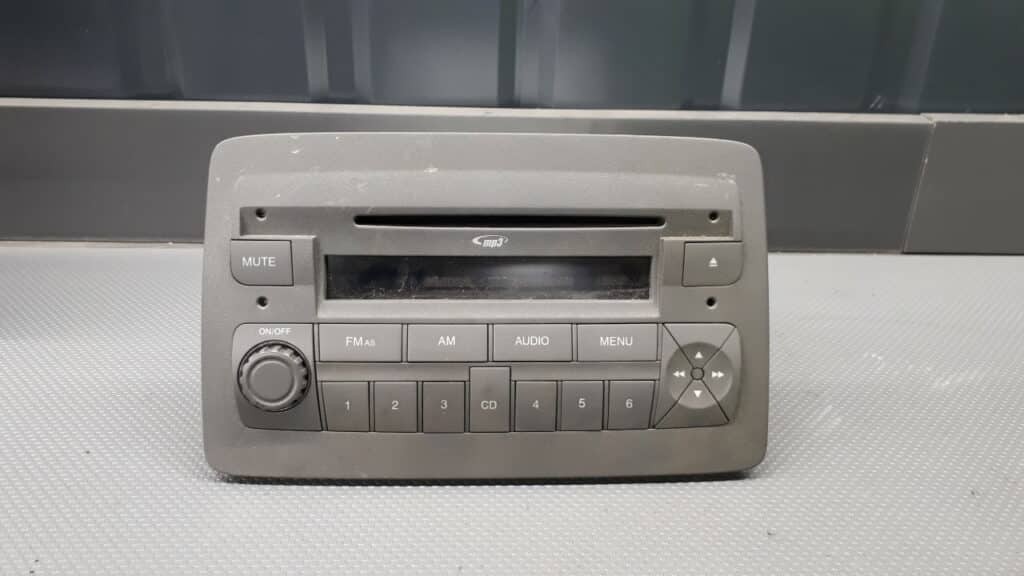 7355144470 Radio CD Player Fiat Panda II 169
