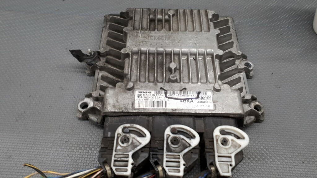 6M51-12A650-YA Sterownik silnika FORD FOCUS MK2 1.8 TDCI