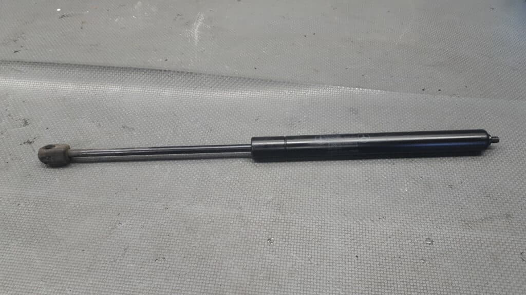 A2088800129 Silownik maski Mercedes W208