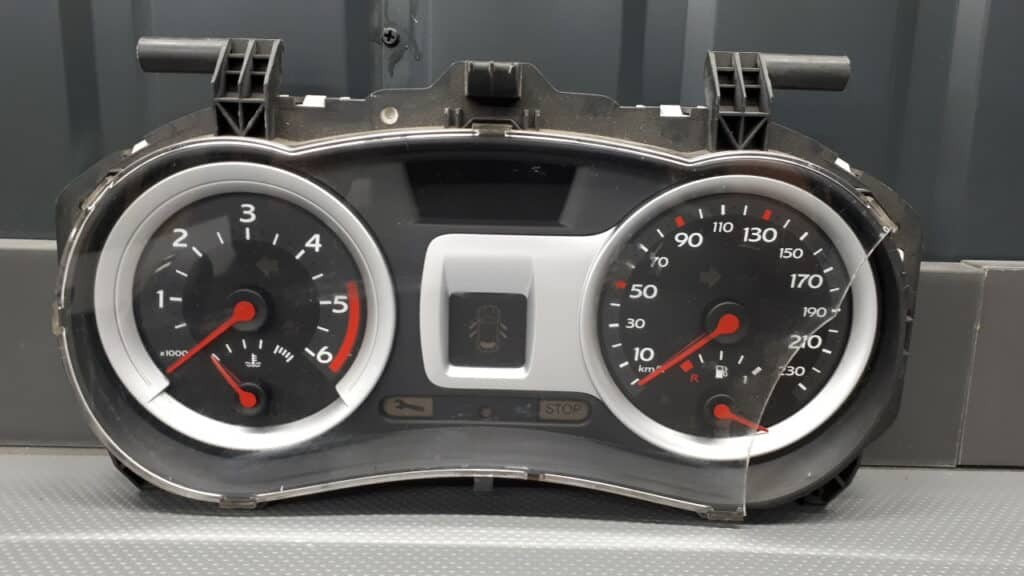 8200761861N Licznik Zegary CLIO iii 1,5 DCI 08r