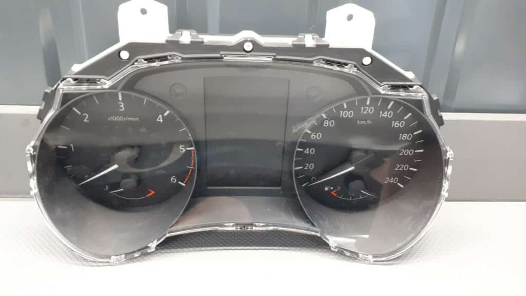 3ZN2C/RQSC licznik Nissan Pulsar 1.5 Diesel 16r