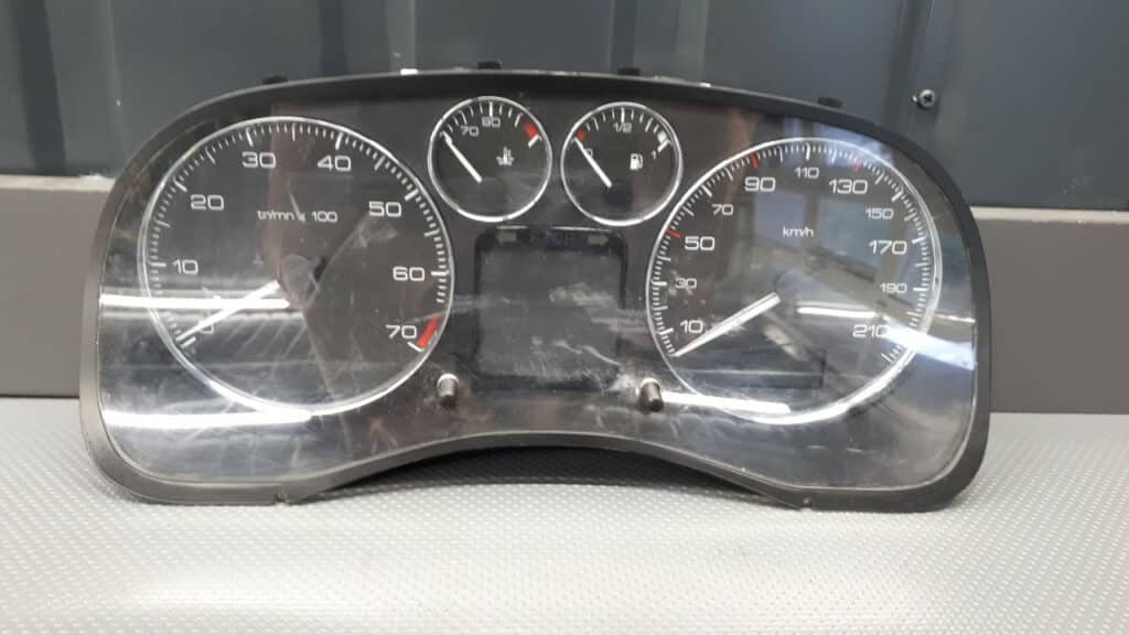P9654485080 Licznik zegary Peugeot 307 1,4B 01-05R