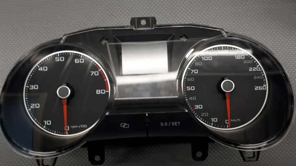 6J0920807B licznik zegary Seat Ibiza IV 1.4TDI