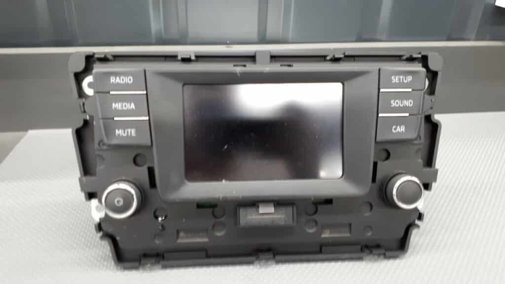 5JA035867A Radio CD Skoda Rapid 2016