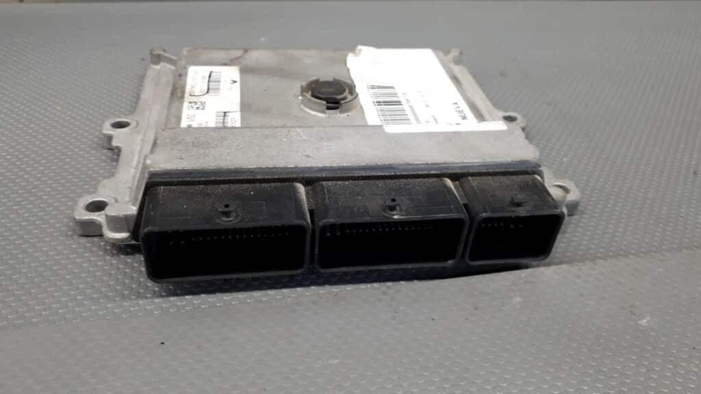 237104736R Sterownik Silnika Renault Clio IV 0.9 TCE