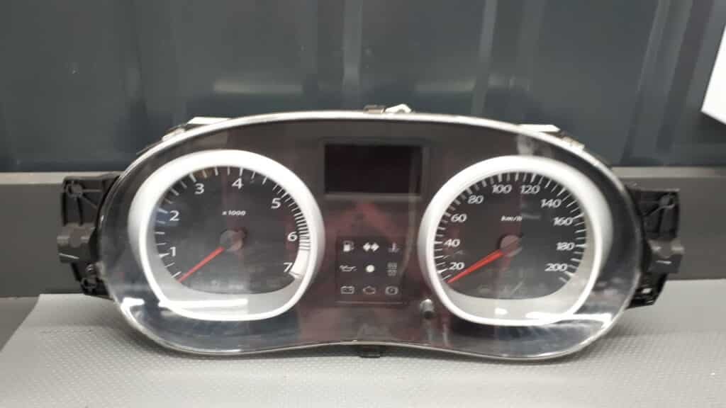 P248100029R licznik zegary  DACIA DUSTER 1.5 DCI EU