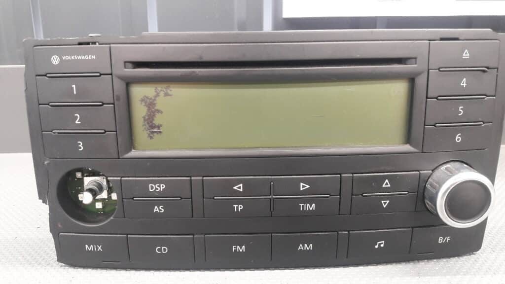 7L6035195D Radio VW touareg 03-10