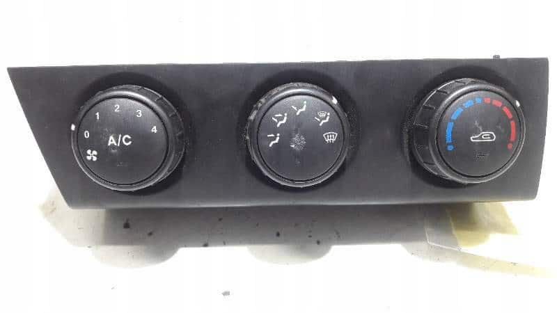 68700-3100X PANEL KLIMATYZACJI ACTYON USZKO