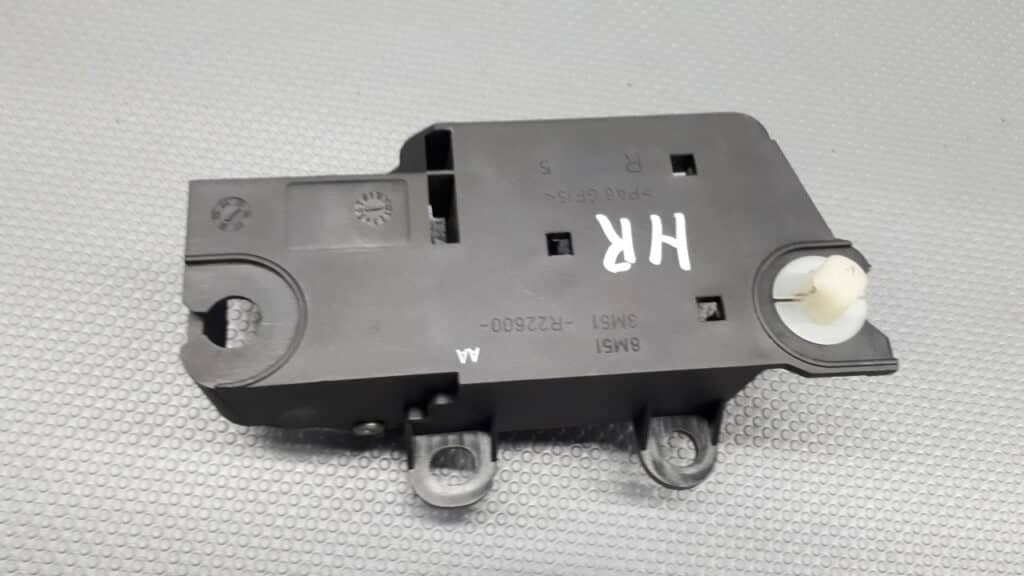3M51-R22600-AA klamka wewnetrzna prawy przod Ford Fokus II
